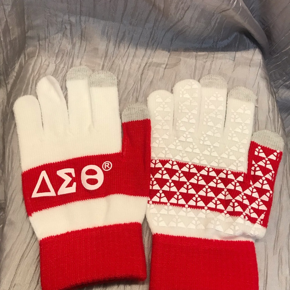 Red and White Women’s Gloves